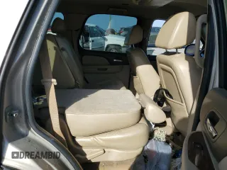 2007 GMC Yukon SLT with VIN 1GKFC13027R299200, listed as a Copart auction lot 74998744 with 301,803 mi miles and Salvage Title. Bid and sale history available at carsss.com. Image 11.