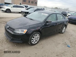 2013 Volkswagen Jetta SE with VIN 3VWDX7AJ0DM379482, listed as a Copart auction lot 80053474 with 135,367 mi miles and Salvage title. Bid and sale history available at DreamBid. Image 1.