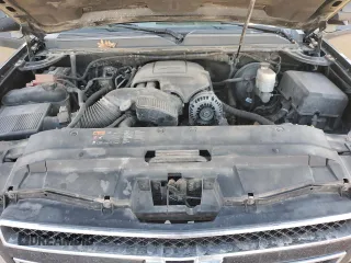 2012 Chevrolet Suburban LTZ with VIN 1GNSKKE71CR310010, listed as a Copart auction lot 48943445 with 311,512 mi miles and Clean title. Bid and sale history available at DreamBid. Image 12.