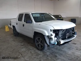 2014 Honda Ridgeline Sport with VIN 5FPYK1F73EB002137, listed as a IAAI auction lot 41533550 with 135,594 mi miles. Bid and sale history available at carsss.com. Image 1.