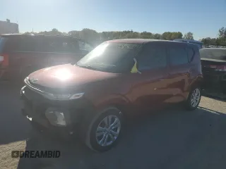 2020 Kia Soul LX with VIN KNDJ23AUXL7122250, listed as a Copart auction lot 75156234 with 55,572 mi miles and Salvage Title. Bid and sale history available at carsss.com. Image 1.