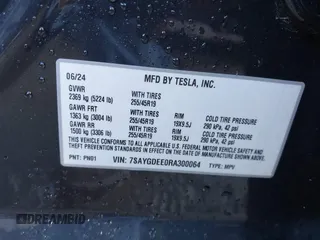 2024 Tesla Model Y Long Range with VIN 7SAYGDEE0RA300064, listed as a IAAI auction lot 41640541 with 5,049 mi miles and . Bid and sale history available at DreamBid. Image 9.