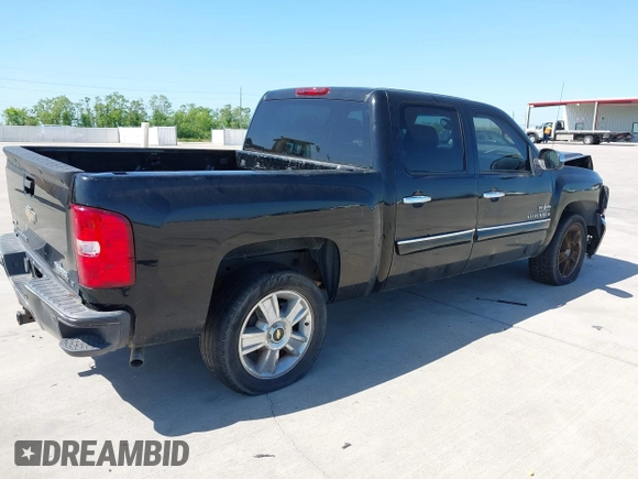 2010 Chevrolet Silverado 1500 LT with VIN 3GCRCSE08AG108110, listed as a IAAI auction lot 42011464 with 177,771 mi miles and . Bid and sale history available at DreamBid. Image 4.
