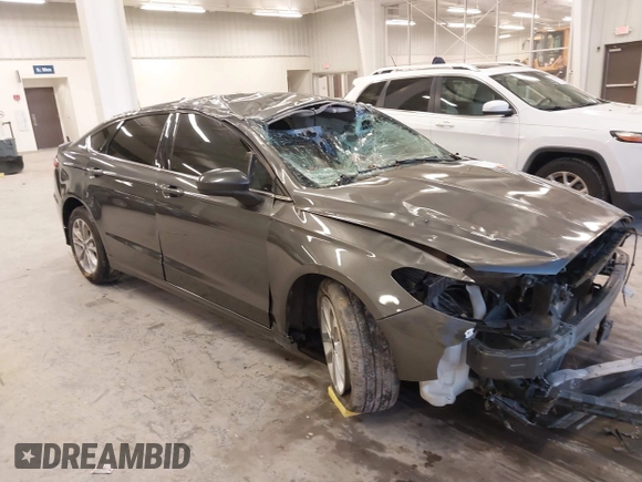 2019 Ford Fusion SE with VIN 3FA6P0HD0KR193692, listed as a IAAI auction lot 41081951 with Not Provided miles and . Bid and sale history available at carsss.com. Image 1.