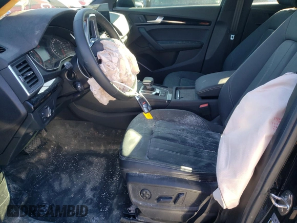 2024 Audi Q5 Komfort with VIN WA1AAAFY0R2077810, listed as a Copart auction lot 83154204 with 14,384 mi miles and Salvage Title. Bid and sale history available at carsss.com. Image 7.