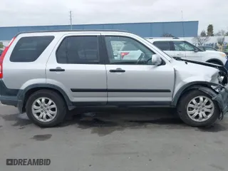 2006 Honda CR-V EX with VIN JHLRD68886C017390, listed as a IAAI auction lot 41458626 with 209,177 mi miles. Bid and sale history available at carsss.com. Image 13.