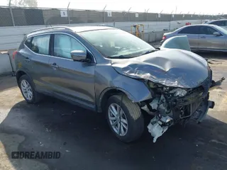 2017 Nissan Rogue SV z VIN JN1BJ1CP1HW029085, wystawiony jako IAAI lot #41608832 z przebiegiem 84 139 mil mil oraz . Historia ofert i sprzedaży dostępna na DreamBid. Obrazek 1.