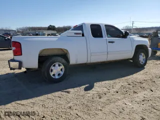 2011 Chevrolet Silverado 1500 LS with VIN 1GCRCREA4BZ175161, listed as a Copart auction lot 42313875 with 353,292 mi miles and Salvage Title. Bid and sale history available at carsss.com. Image 3.