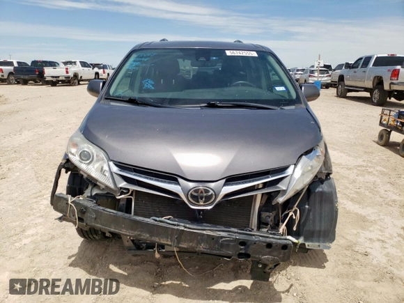 2019 Toyota Sienna XLE Auto Access Seat с VIN 5TDYZ3DC9KS977684, выставлен на аукционе Copart как лот 56742555 с пробегом 76 311 миль миль и Списание • Salvage title. История ставок и продаж доступна на DreamBid. Изображение 5.