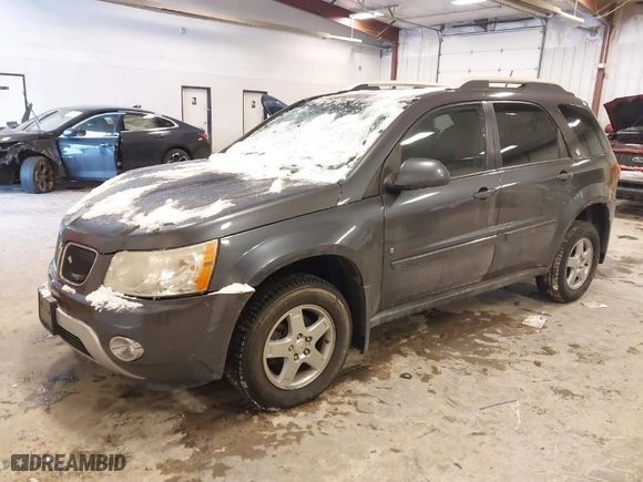 2008 Pontiac Torrent with VIN 2CKDL33FX86340679, listed as a IAAI auction lot 41607519 with 155407 miles. Bid and sale history available at carsss.com. Image 2.