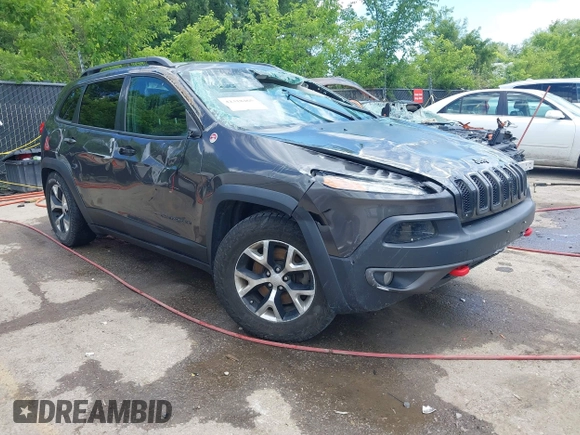 2017 Jeep Cherokee Trailhawk z VIN 1C4PJMBB8HW654321, wystawiony jako IAAI lot #42318465 z przebiegiem 137 923 mil mil oraz . Historia ofert i sprzedaży dostępna na DreamBid. Obrazek 1.