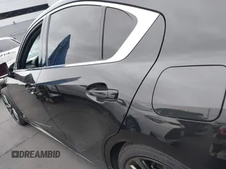 2022 Lexus IS 350 F Sport z VIN JTHGZ1B25N5049860, wystawiony jako IAAI lot #42174458 z przebiegiem 35 384 mil mil oraz . Historia ofert i sprzedaży dostępna na DreamBid. Obrazek 14.