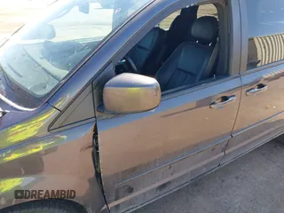 2017 Dodge Grand Caravan GT with VIN 2C4RDGEG4HR760864, listed as a IAAI auction lot 41822355 with Not Provided miles and . Bid and sale history available at DreamBid. Image 6.