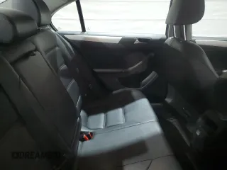 2013 Volkswagen Jetta SE с VIN 3VWDX7AJ4DM359557, выставлен на аукционе Copart как лот 52078505 с пробегом 146 339 миль миль и Списание • Salvage title. История ставок и продаж доступна на DreamBid. Изображение 10.