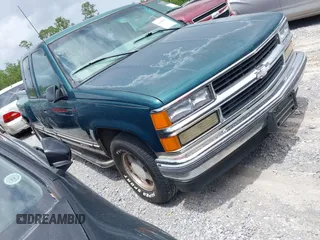 1998 Chevrolet Silverado 1500 with VIN 2GCEC19R5W1185289, listed as a IAAI auction lot 42068861 with 202,272 mi miles and . Bid and sale history available at DreamBid. Image 1.