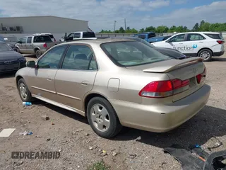 2002 Honda Accord EX z VIN 1HGCG16502A014058, wystawiony jako IAAI lot #42030847 z przebiegiem 160 708 mil mil oraz . Historia ofert i sprzedaży dostępna na DreamBid. Obrazek 3.
