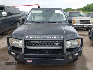 2011 Land Rover Range Rover Sport SC with VIN SALSH2E40BA267833, listed as a IAAI auction lot 42255739 with 101,323 mi miles and . Bid and sale history available at DreamBid. Image 12.