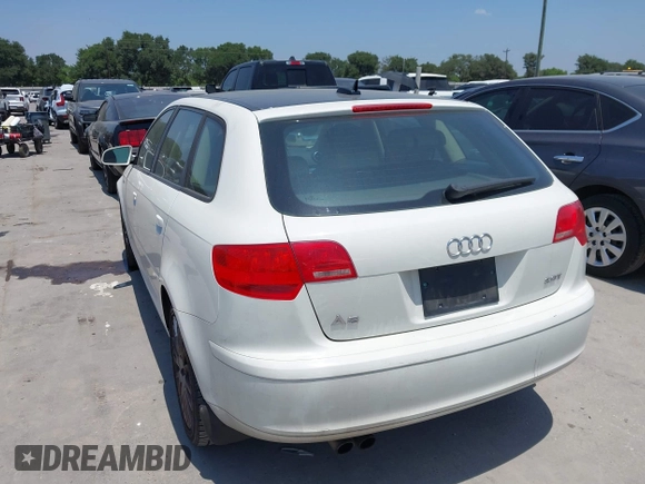 2006 Audi A3 Premium z VIN WAUNF78P36A019060, wystawiony jako IAAI lot #42334130 z przebiegiem 136 200 mil mil oraz . Historia ofert i sprzedaży dostępna na DreamBid. Obrazek 3.