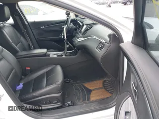 2018 Chevrolet Impala LT z VIN 2G1105S38J9151127, wystawiony jako IAAI lot #42365219 z przebiegiem 67 773 mil mil oraz . Historia ofert i sprzedaży dostępna na DreamBid. Obrazek 5.