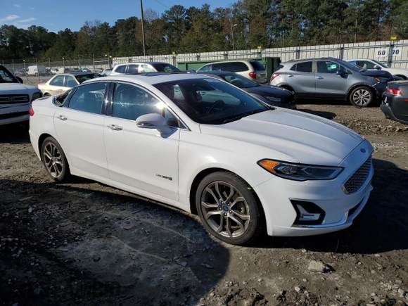 2019 Ford Fusion Hybrid Titanium with VIN 3FA6P0RU0KR181864, listed as a Copart auction lot 68120242 with 102,249 mi miles. Bid and sale history available at carsss.com. Image 4.