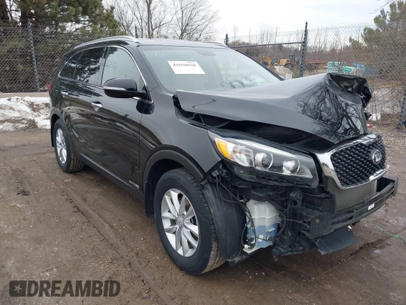 2018 Kia Sorento LX V6 with VIN 5XYPGDA5XJG419416, listed as a IAAI auction lot 41650650 with 95,897 mi miles. Bid and sale history available at carsss.com. Image 1.