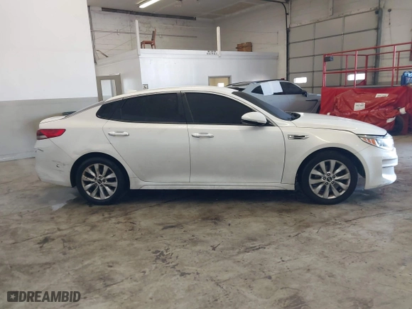 2017 Kia Optima LX with VIN 5XXGT4L30HG170906, listed as a IAAI auction lot 41549334 with 222,478 mi miles. Bid and sale history available at carsss.com. Image 13.