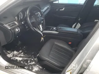 2014 Mercedes-Benz E 550 Sport with VIN WDDHF9BB6EA909551, listed as a Copart auction lot 43435305 with 129,450 mi miles and Clean Title. Bid and sale history available at DreamBid. Image 7.