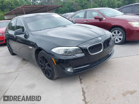 2011 BMW 5 Series 535i z VIN WBAFR7C55BC600687, wystawiony jako IAAI lot #42287337 z przebiegiem 213 734 mil mil oraz . Historia ofert i sprzedaży dostępna na DreamBid. Obrazek 1.