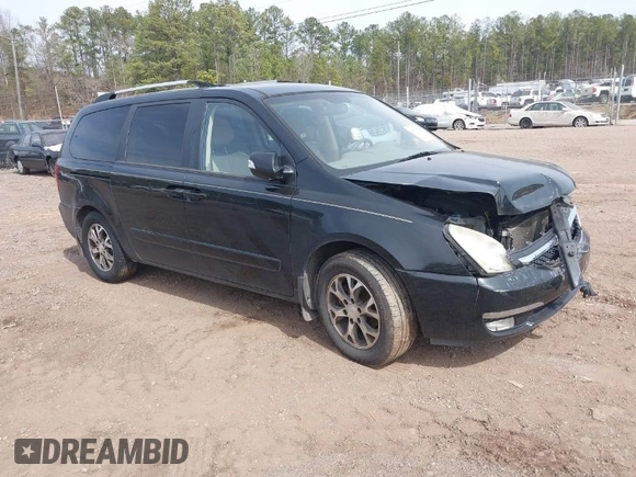 2014 Kia Sedona LX with VIN KNDMG4C7XE6586613, listed as a IAAI auction lot 41597187 with 211,851 mi miles. Bid and sale history available at carsss.com. Image 1.