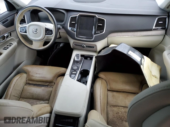 2021 Volvo XC90 Inscription Expression with VIN YV4BR0CL5M1763097, listed as a Copart auction lot 76140064 with 0 mi miles and Non Repairable. Bid and sale history available at carsss.com. Image 8.