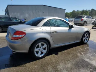 2006 Mercedes-Benz SLK 280 z VIN WDBWK54F86F077218, wystawiony jako Copart lot #53030635 z przebiegiem 95 151 mil mil oraz Szkody całkowita. Historia ofert i sprzedaży dostępna na DreamBid. Obrazek 3.