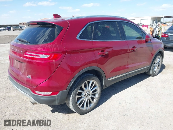 2015 Lincoln MKC with VIN 5LMCJ1A93FUJ30944, listed as a IAAI auction lot 41835261 with 142,324 mi miles. Bid and sale history available at carsss.com. Image 4.