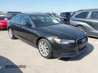 2014 Audi A6 Premium Plus z VIN WAUFGAFC8EN031369, wystawiony jako IAAI lot #42245643 z przebiegiem Nie podano mil oraz . Historia ofert i sprzedaży dostępna na DreamBid. Obrazek 1.