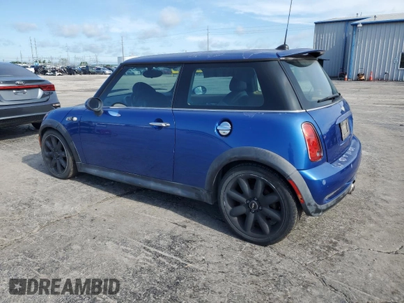 2005 MINI Hardtop S with VIN WMWRE33465TG95065, listed as a Copart auction lot 55536195 with 104,064 mi miles and Clean Title. Bid and sale history available at DreamBid. Image 2.