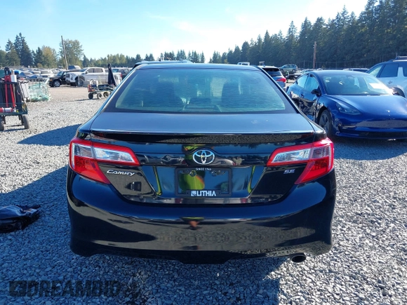 2014 Toyota Camry L with VIN 4T1BF1FK0EU732209, listed as a IAAI auction lot 40424721 with 200,271 mi miles. Bid and sale history available at carsss.com. Image 17.