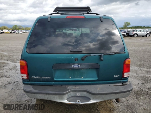 1998 Ford Explorer XL z VIN 1FMZU34E1WUA53077, wystawiony jako Copart lot #51517095 z przebiegiem 216 797 mil mil oraz Czysty tytuł • Clean title. Historia ofert i sprzedaży dostępna na DreamBid. Obrazek 6.