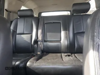 2008 Chevrolet Suburban LT w/2LT with VIN 3GNFK16368G292733, listed as a Copart auction lot 46020845 with 272,621 mi miles and Clean Title. Bid and sale history available at carsss.com. Image 10.