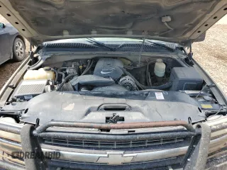 2002 Chevrolet Silverado 1500HD LT z VIN 1GCGK13U12F103442, wystawiony jako Copart lot #64629124 z przebiegiem 211 753 mil mil oraz Czysty tytuł • Clean title. Historia ofert i sprzedaży dostępna na DreamBid. Obrazek 11.