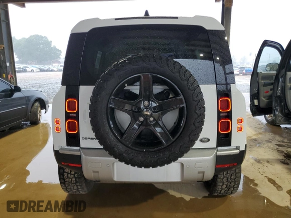 2021 Land Rover Defender SE с VIN SALEP7RUXM2049841, выставлен на аукционе Copart как лот 53894785 с пробегом 45 490 миль миль и Списание • Salvage title. История ставок и продаж доступна на DreamBid. Изображение 6.