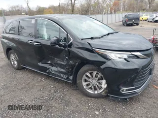 2022 Toyota Sienna XLE with VIN 5TDYRKEC3NS111265, listed as a IAAI auction lot 42041080 with 114,667 mi miles and . Bid and sale history available at DreamBid. Image 1.