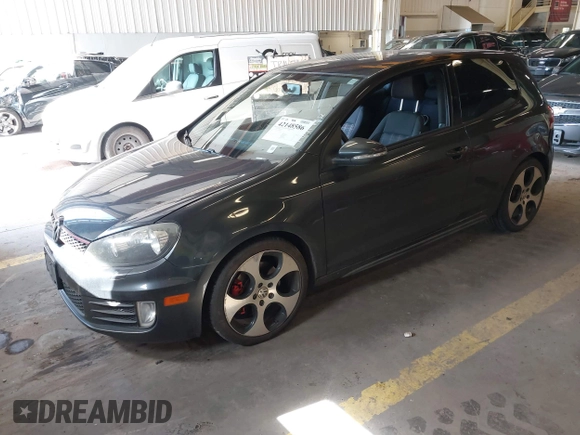 2013 Volkswagen GTI z VIN WVWED7AJ7DW009274, wystawiony jako IAAI lot #42148586 z przebiegiem 119 377 mil mil oraz . Historia ofert i sprzedaży dostępna na DreamBid. Obrazek 17.