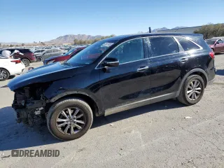 2020 Kia Sorento LX V6 with VIN 5XYPG4A58LG628012, listed as a Copart auction lot 41807055 with 120,147 mi miles and Salvage Title. Bid and sale history available at carsss.com. Image 1.