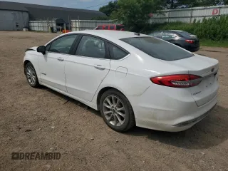 2017 Ford Fusion Hybrid SE с VIN 3FA6P0LU6HR305279, выставлен на аукционе Copart как лот 64864435 с пробегом 134 429 миль миль и Чистый • Clean title. История ставок и продаж доступна на DreamBid. Изображение 2.