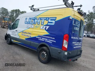 2018 Ford Transit z VIN 1FTYR2CM4JKB28167, wystawiony jako IAAI lot #41762709 z przebiegiem 123 554 mil mil oraz . Historia ofert i sprzedaży dostępna na DreamBid. Obrazek 3.