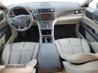 2018 Lincoln Continental Premiere with VIN 1LN6L9PK8J5616929, listed as a Copart auction lot 87721845 with 39,051 mi miles and Salvage Title. Bid and sale history available at DreamBid. Image 8.