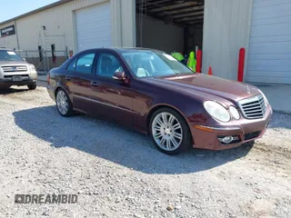 2008 Mercedes-Benz E-Class Luxury 3.5L with VIN WDBUF56X58B190815, listed as a IAAI auction lot 42026834 with 131,947 mi miles. Bid and sale history available at carsss.com. Image 1.