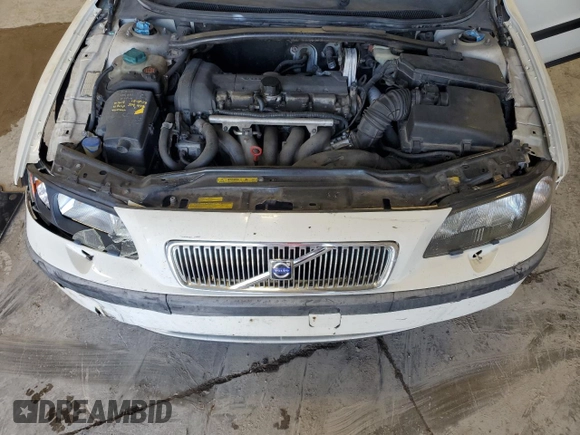 2001 Volvo V70 with VIN YV1SW61R112091223, listed as a Copart auction lot 73763734 with 0 mi miles and Non Repairable. Bid and sale history available at carsss.com. Image 11.