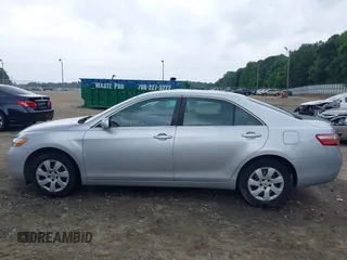 2007 Toyota Camry CE z VIN 4T1BE46K67U138778, wystawiony jako IAAI lot #42400763 z przebiegiem 191 729 mil mil oraz . Historia ofert i sprzedaży dostępna na DreamBid. Obrazek 14.