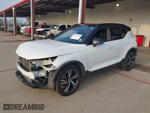 2019 Volvo XC40 R-Design z VIN YV4AC2HM7K2149105, wystawiony jako IAAI lot #41857899 z przebiegiem 122 736 mil mil oraz . Historia ofert i sprzedaży dostępna na DreamBid. Obrazek 17.