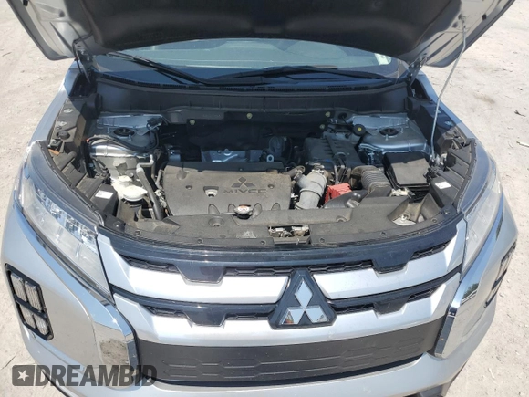 2022 Mitsubishi Outlander SE with VIN JA4APVAUXNU008843, listed as a Copart auction lot 69317784 with 33,638 mi miles and Salvage title. Bid and sale history available at DreamBid. Image 13.